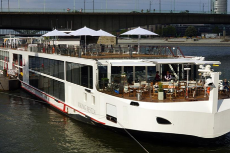 Cruise Ship
